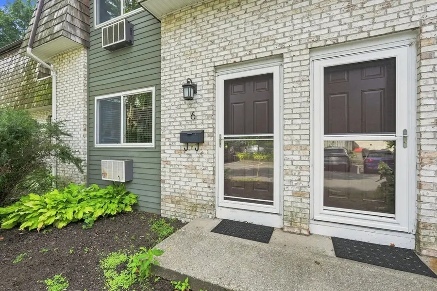 73 Bridge St #6, Northampton, MA 01039 - #2