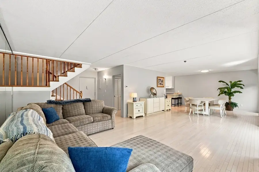 55 Tall Oaks Drive #L8, Weymouth, MA 02190 - #3