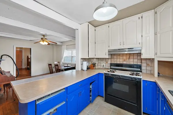 9 Liberty Hill Ave, Salem, MA 01970
