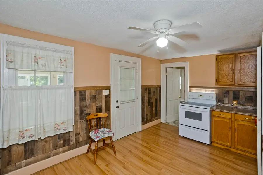 86 Laurence, Springfield, MA 01104 - #3