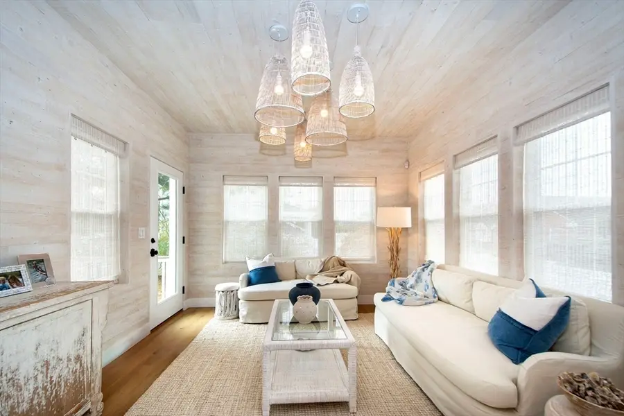 6 Touraine Ave, Hull, MA 02045 - #3