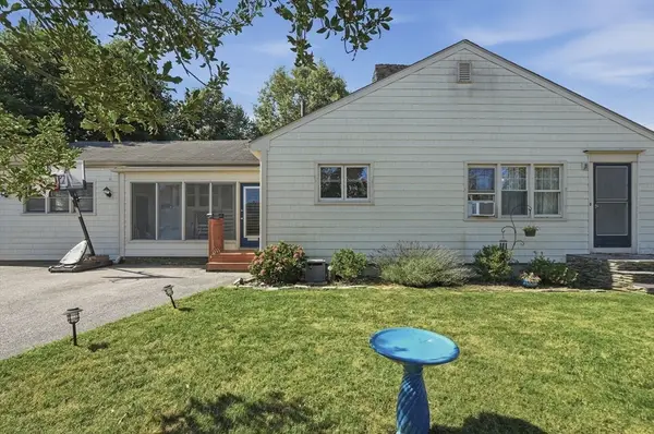 2 Lisa Ave, Acushnet, MA 02743