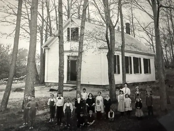 1344 Barre Rd, New Braintree, MA 01531