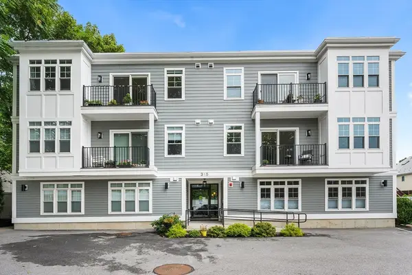 315 College Farm Rd #6, Waltham, MA 02451