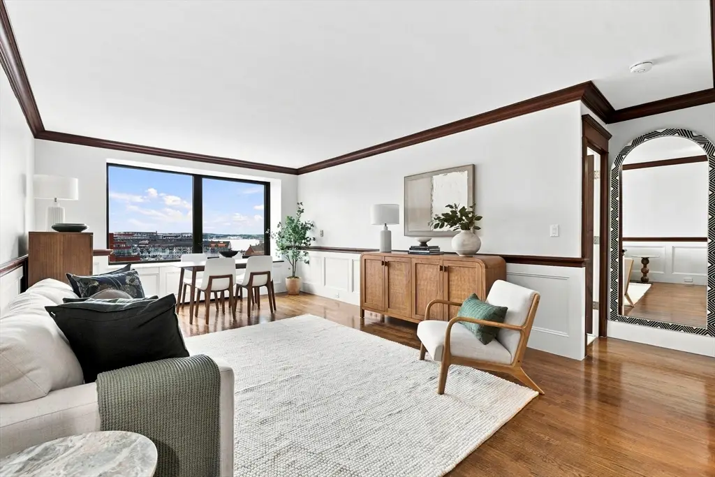 85 E India Row #8A, Boston, MA 02110 - #1