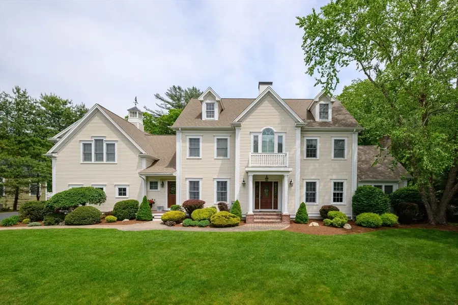 36 Stone Meadow Ln, Hanover, MA 02339 - #2