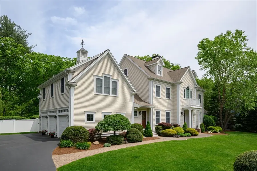 36 Stone Meadow Ln, Hanover, MA 02339 - #3