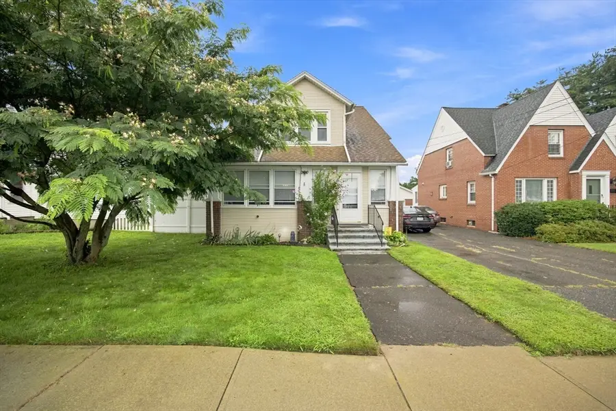 90 Bonneville Ave, Chicopee, MA 01013 - #2