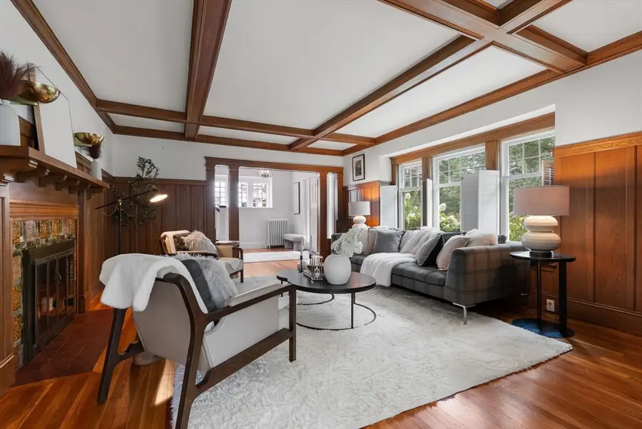 855 Commonwealth Ave, Newton, MA 02459 - #3
