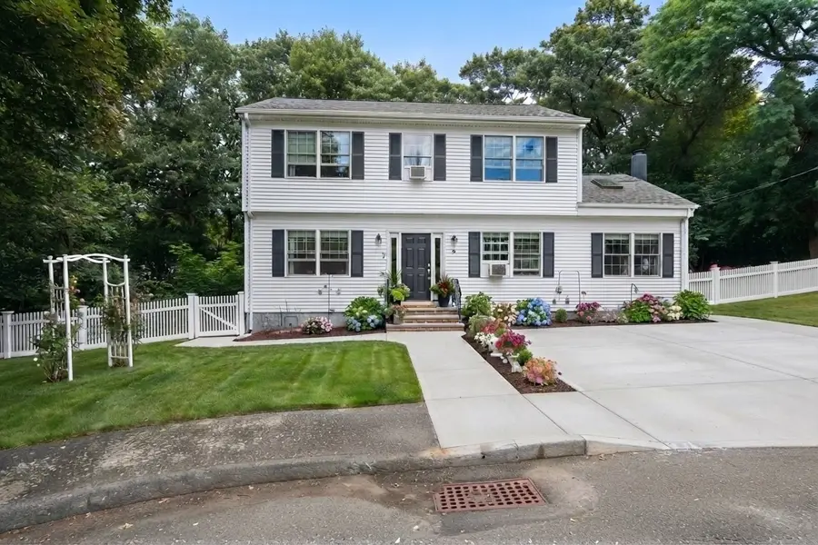 9 Zamora St, Saugus, MA 01906 - #2
