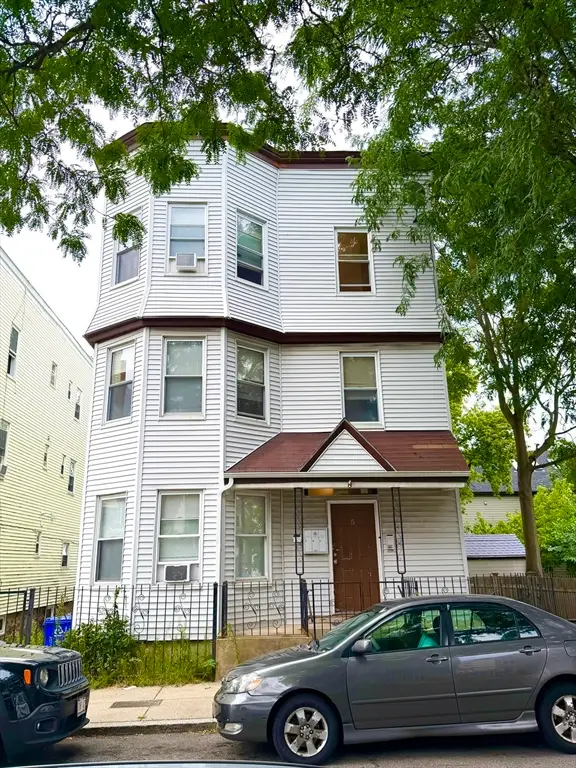 5 Woodward Park St, Boston, MA 02125