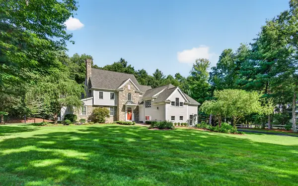 114 Fox Run Rd, Bolton, MA 01740