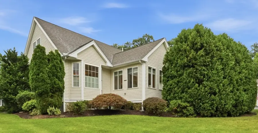 68 Braeburn Ln #68, Ashland, MA 01721 - #2