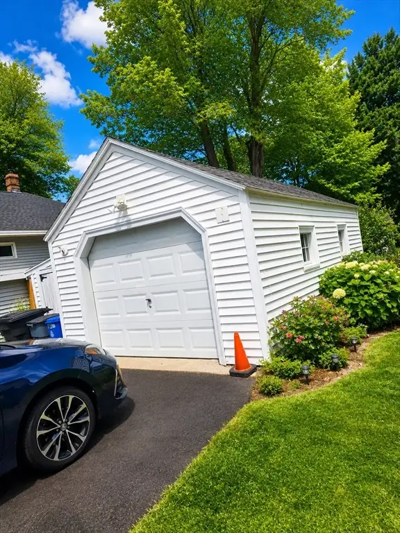 56 Kirby Ave, Lunenburg, MA 01462 - #2