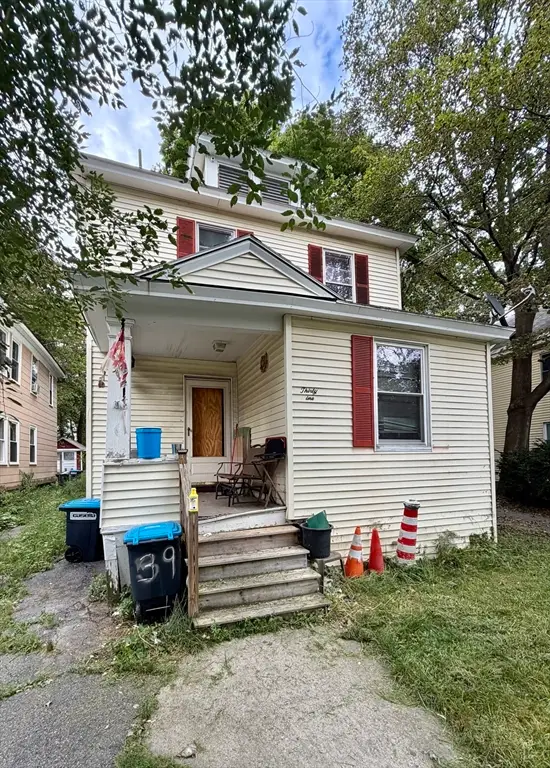 39 Hull Ave, Pittsfield, MA 01201
