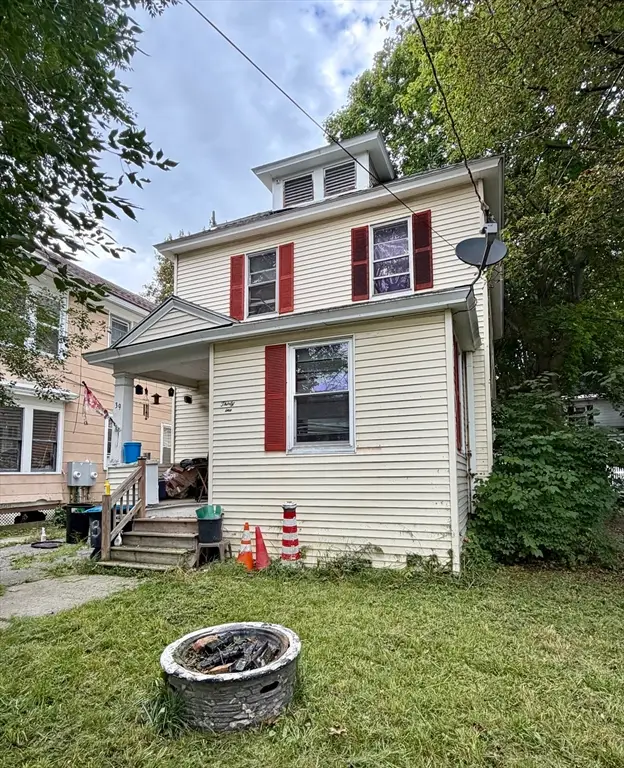 39 Hull Ave, Pittsfield, MA 01201 - #2