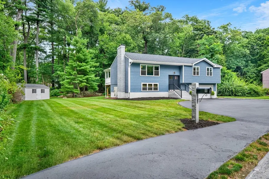 8 Willowdale Dr, Lynnfield, MA 01940 - #3