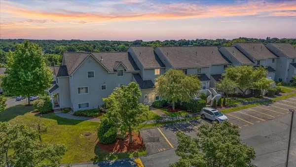100 Merrimack Ave #77, Dracut, MA 01826