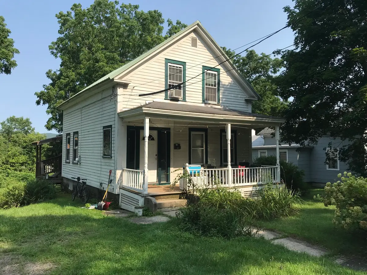 48 Railroad St, Amherst, MA 01002 - #1