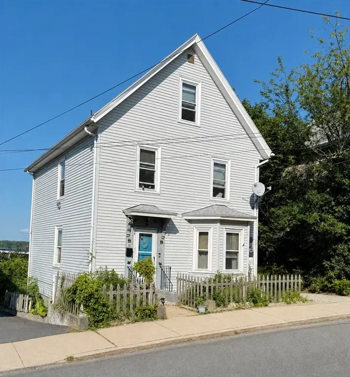 35 Ridgeway St, Lynn, MA 01902 - #1