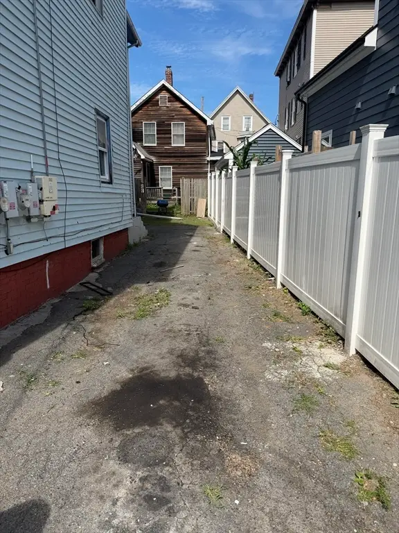 11 Brownville Ave, Lynn, MA 01902 - #3