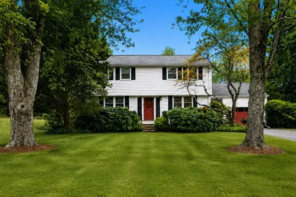 4 Heard Drive, Ipswich, MA 01938