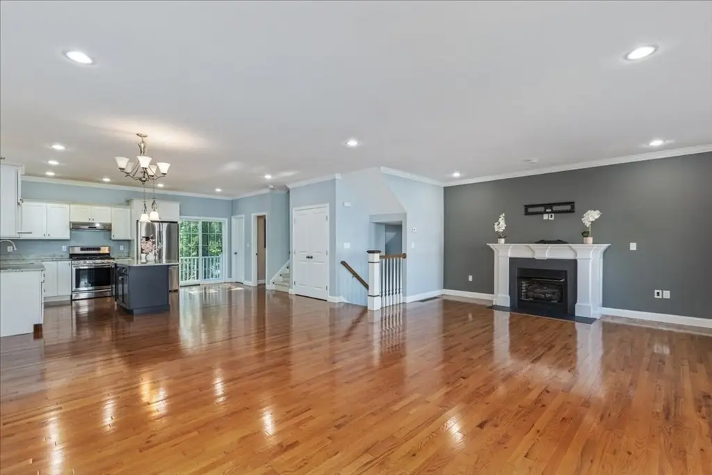 52 Compass Pt #52, North Andover, MA 01845 - #1