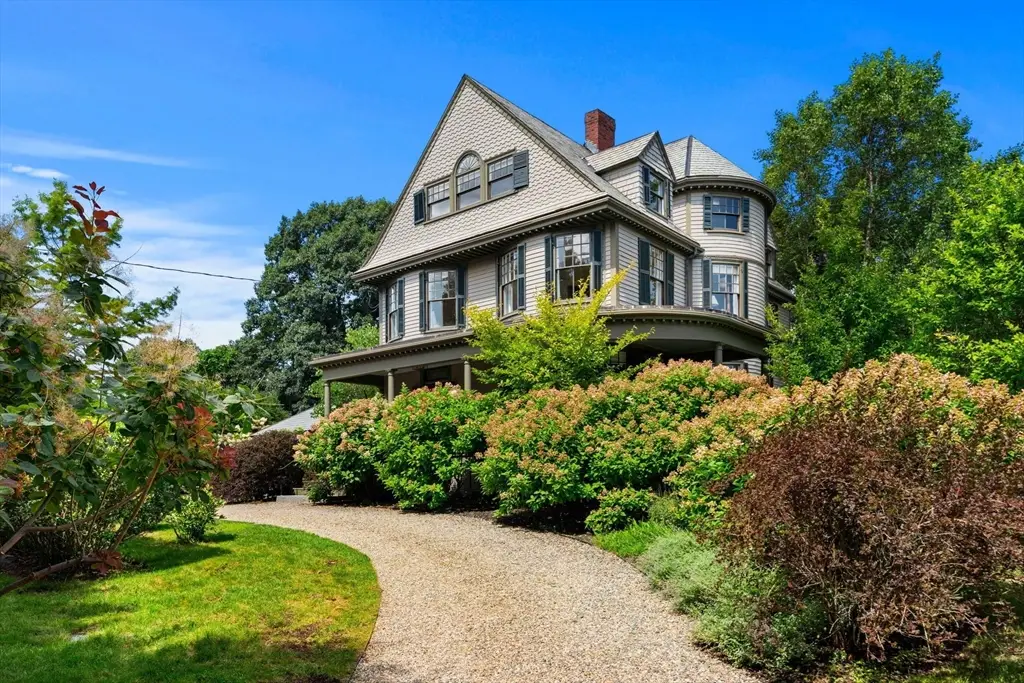 18 Felt St, Salem, MA 01970 - #1