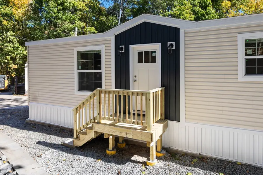 103 Newbury #11, Danvers, MA 01923 - #2