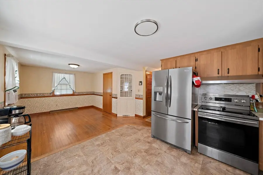 36 Concord St, Brockton, MA 02302 - #3