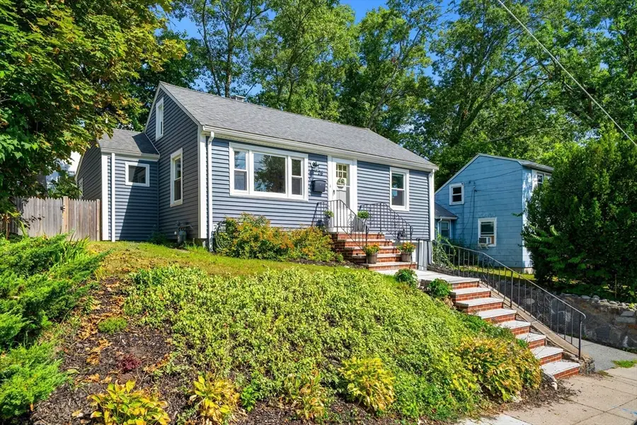 26 Macdonald St, Boston, MA 02136 - #2