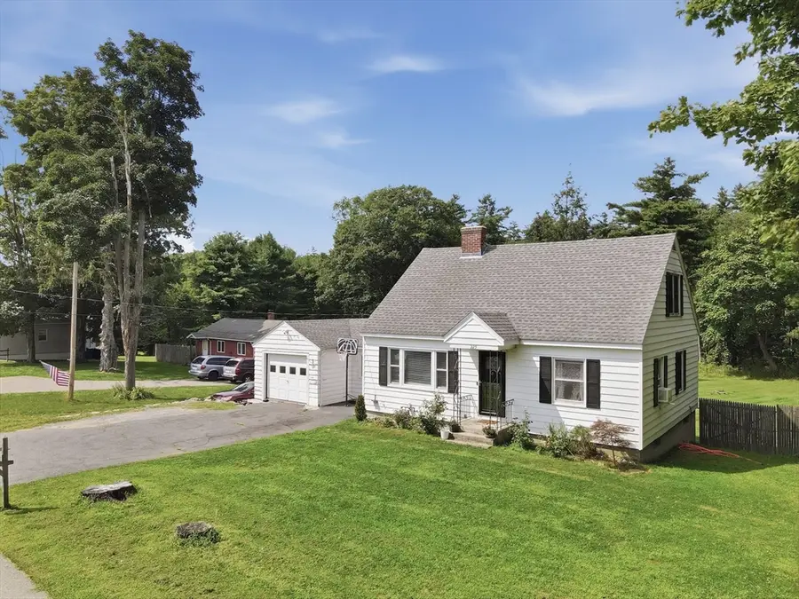 229 Whalom Rd, Lunenburg, MA 01462 - #2