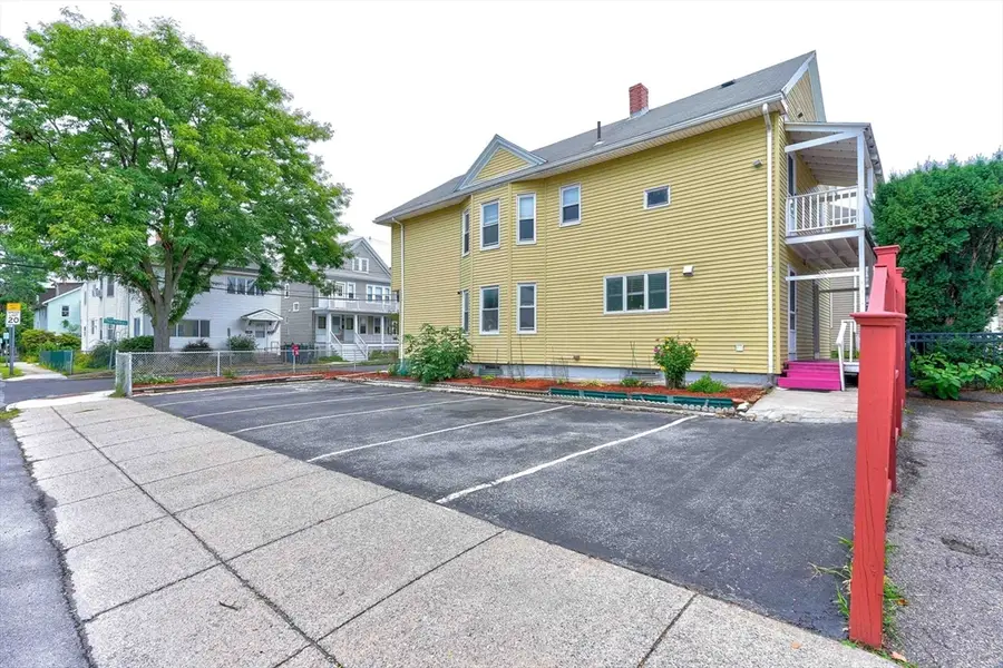 90-92 Thorndike St, Arlington, MA 02474 - #3