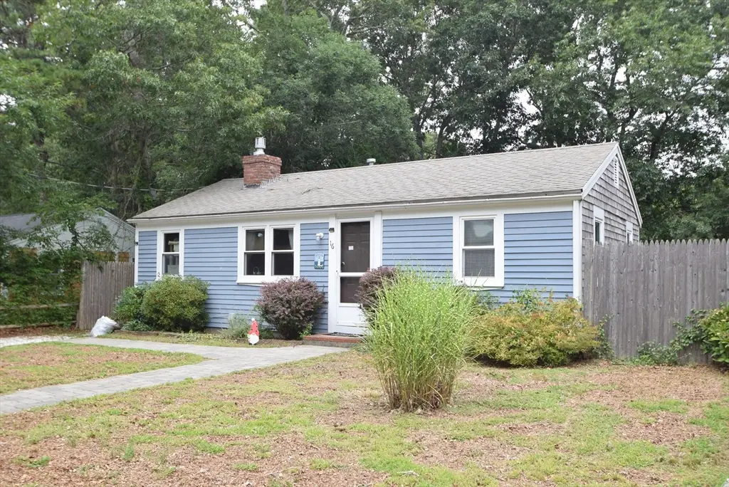 16 Circuit Rd E, Yarmouth, MA 02601 - #1