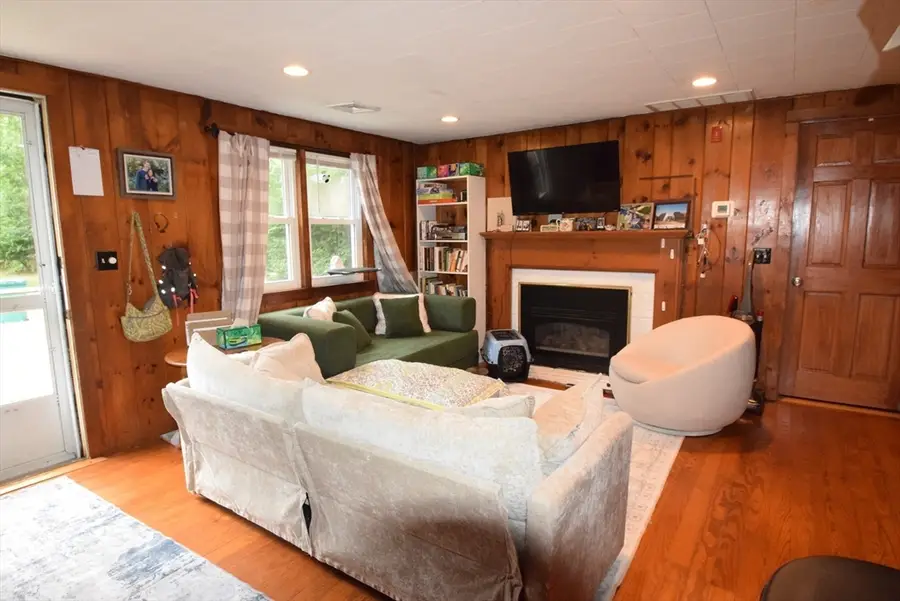 16 Circuit Rd E, Yarmouth, MA 02601 - #2