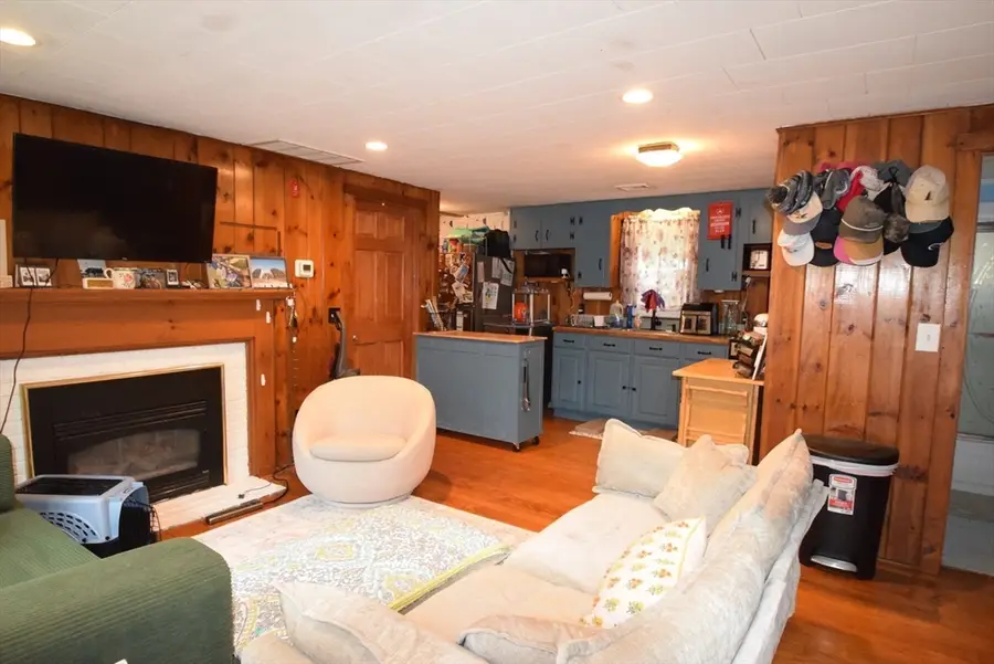 16 Circuit Rd E, Yarmouth, MA 02601 - #3