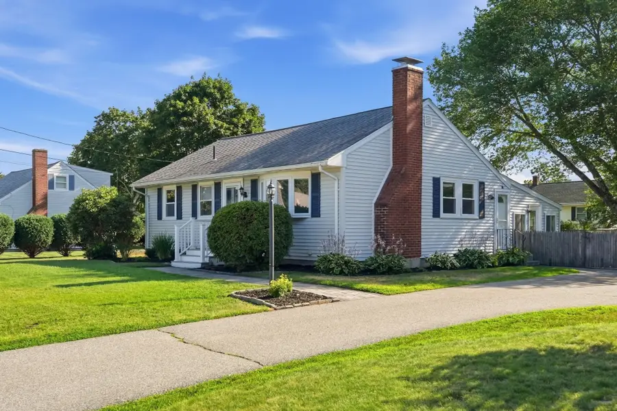 16 Robert Ave, Woburn, MA 01801 - #2