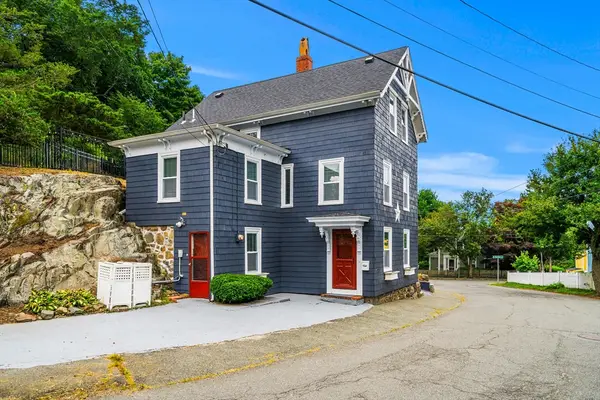 53 Sewall St, Marblehead, MA 01945