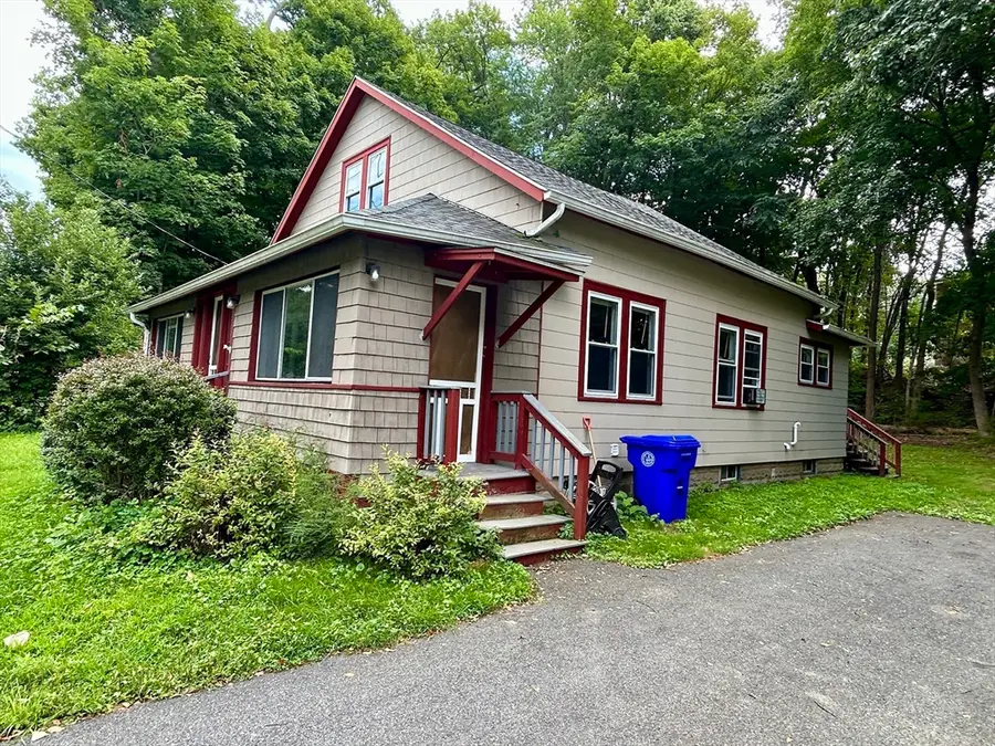 410 Silver St, Greenfield, MA 01301 - #2