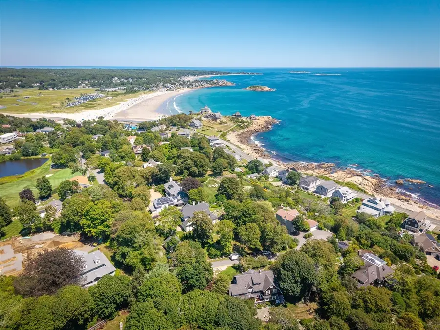 8 Brier Rd, Gloucester, MA 01930 - #2