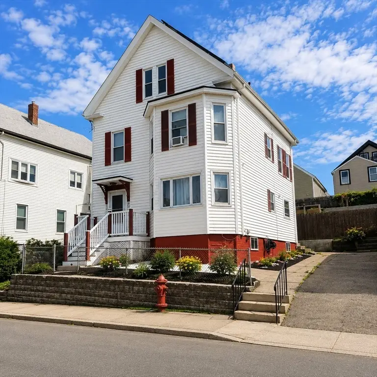33 Hancock St, Haverhill, MA 01832 - #3