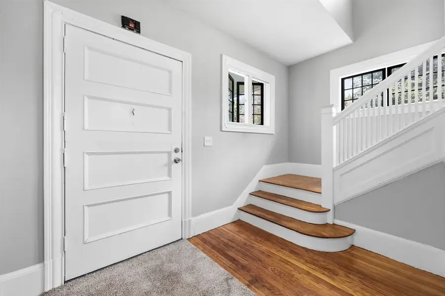 43 Cornell St, Springfield, MA 01109 - #3