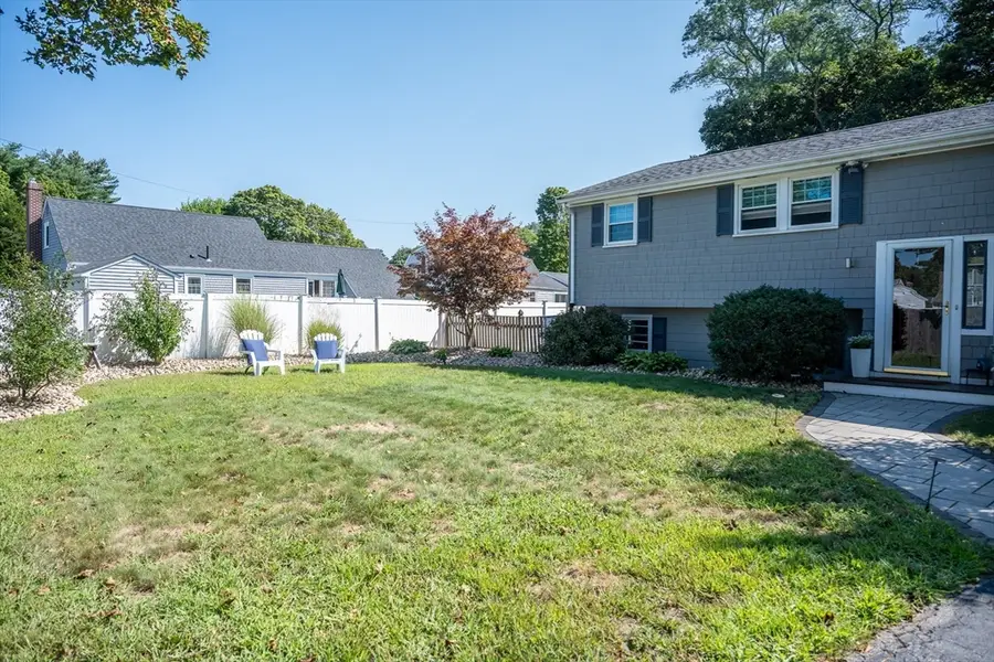 156 Oak St, Weymouth, MA 02190 - #3