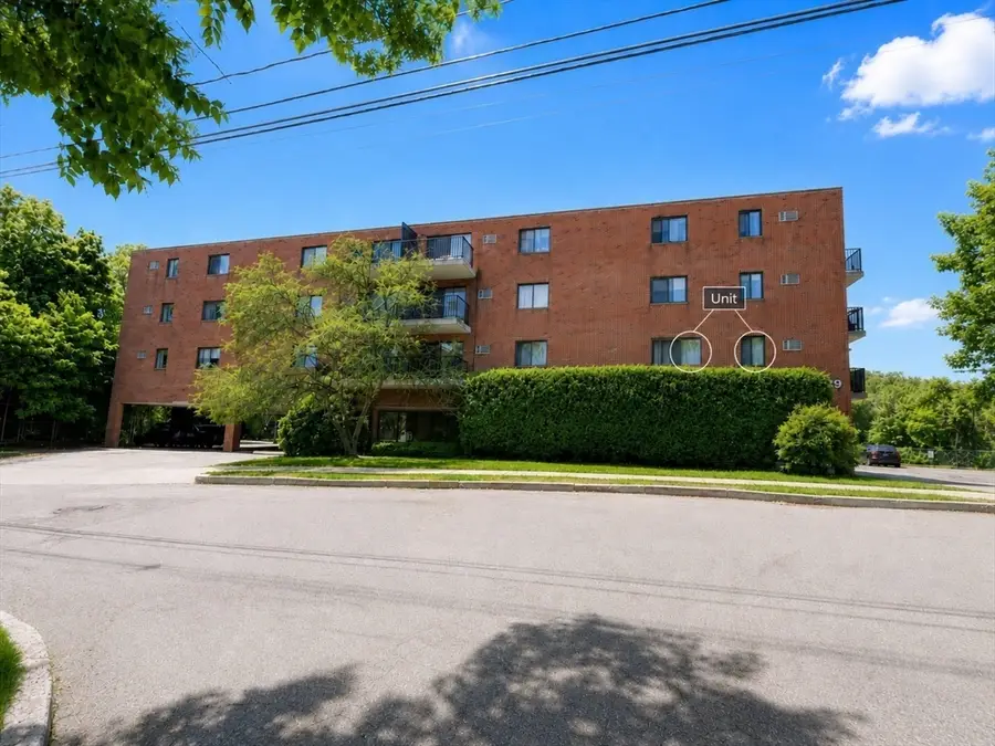 209 Riverview Ave #7, Newton, MA 02466 - #2