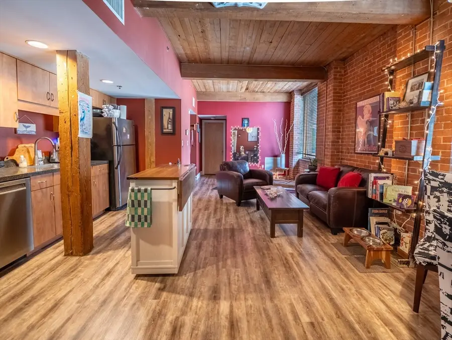 147 Centre St #105, Brockton, MA 02301 - #2