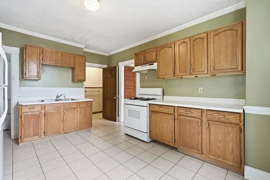71-77 Acton St, Springfield, MA 01151 - #2