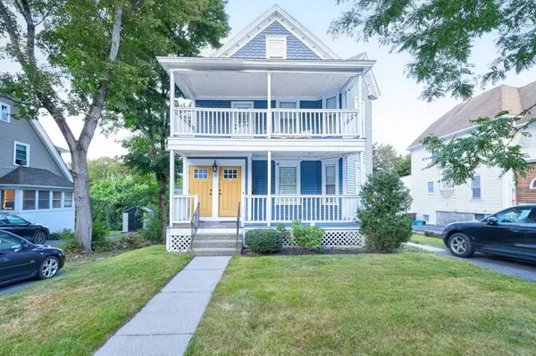 12 Richmond Ave, Worcester, MA 01602