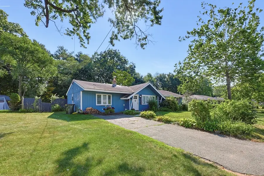 36 Stella Rd, Bellingham, MA 02019 - #3