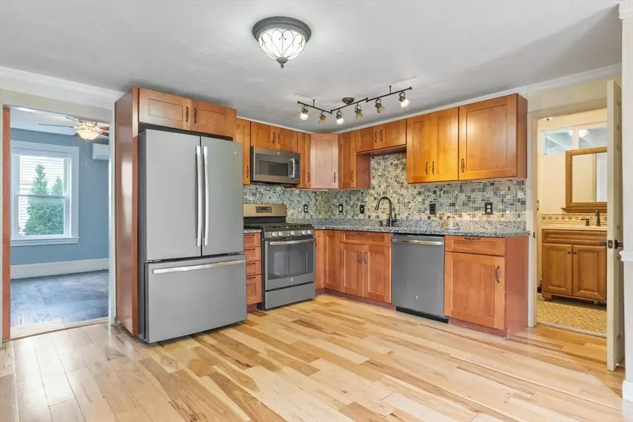 122 Lawrence, Clinton, MA 01510 - #3