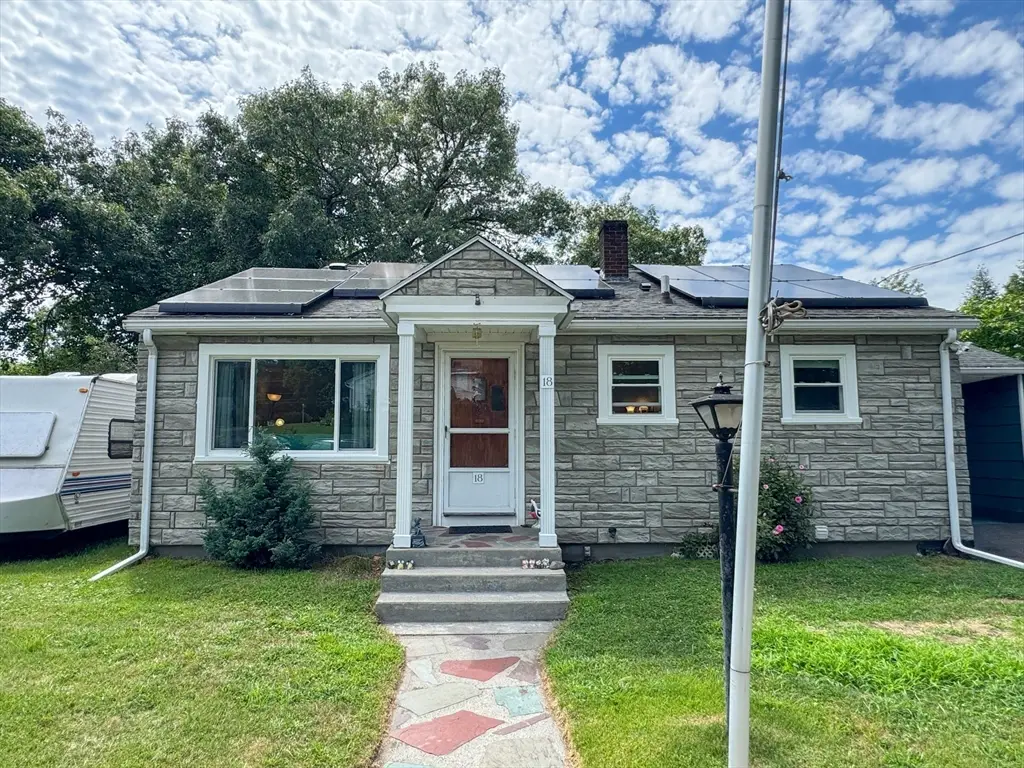 18 Woodland Cir, Methuen, MA 01844 - #1